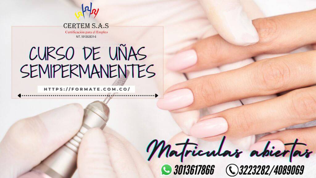 practica uñas semipermanentes en el Cursos Cortos de Belleza